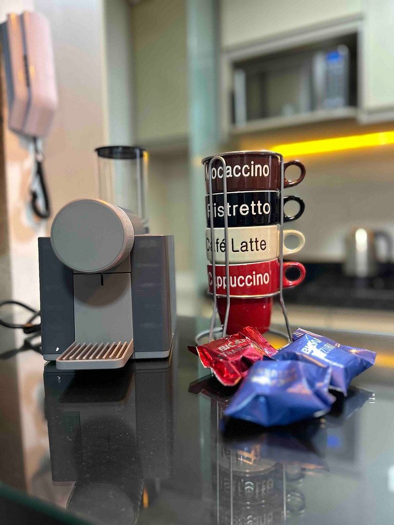 (903) Studio Exclusivo com Clima Tropical