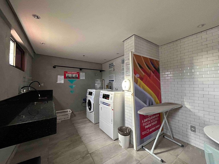 (903) Studio Exclusivo com Clima Tropical