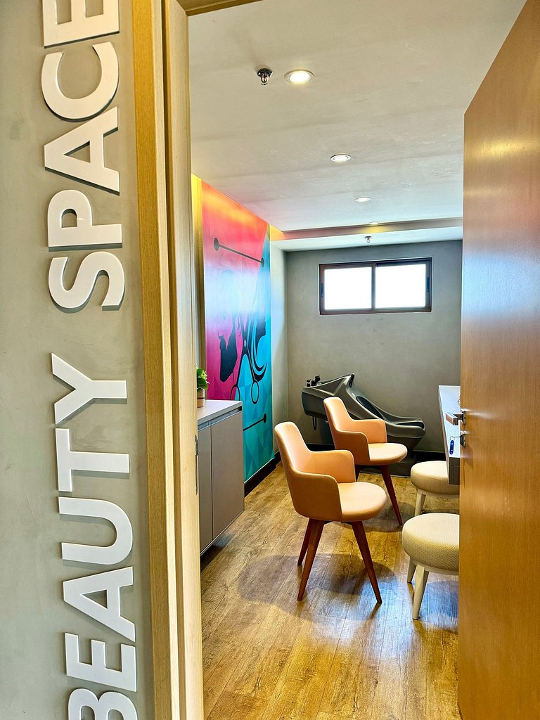 (903) Studio Exclusivo com Clima Tropical