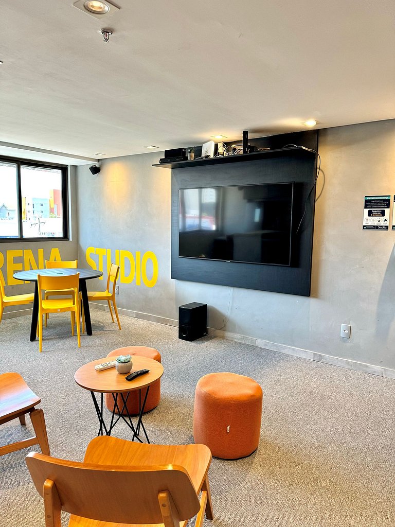 (903) Studio Exclusivo com Clima Tropical