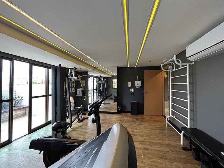 (1406) Studio Elegante com Vista Mar