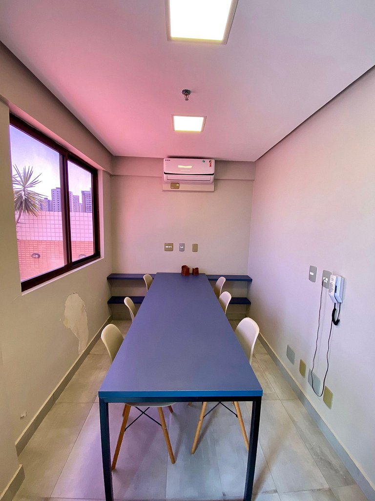 (1406) Studio Elegante com Vista Mar