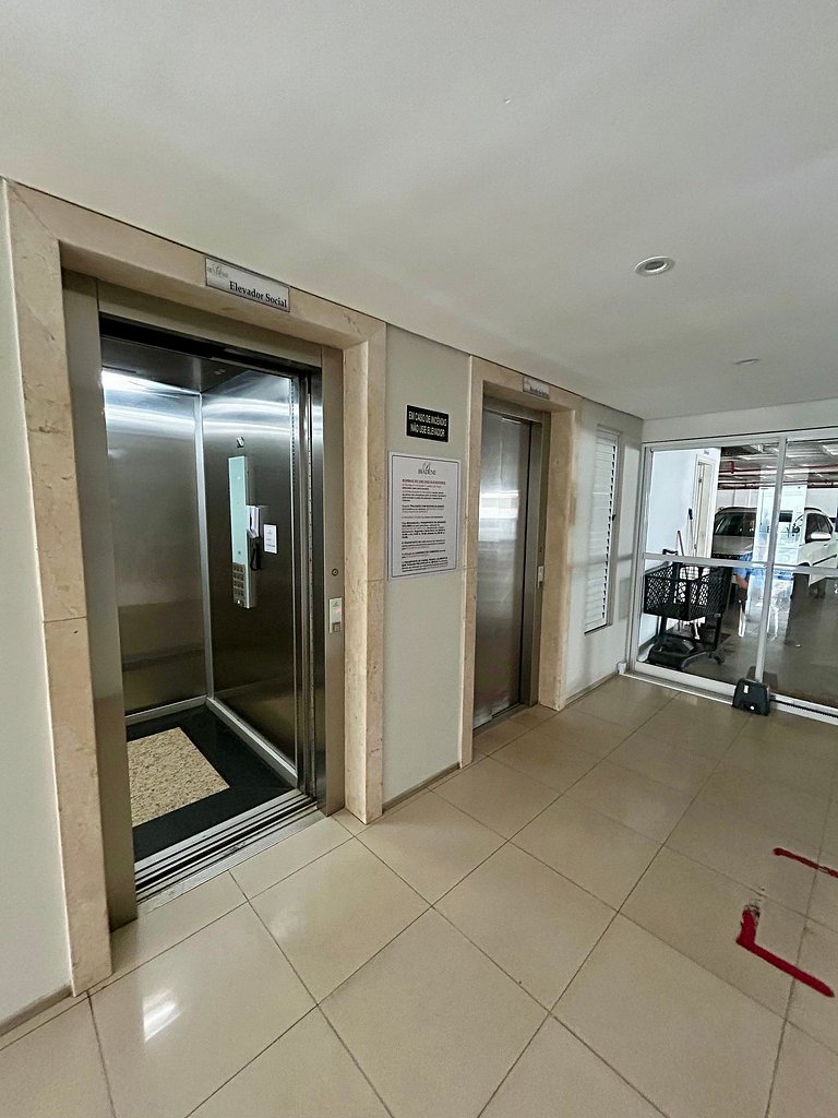 (1001) Vista Mar Perto das Praias